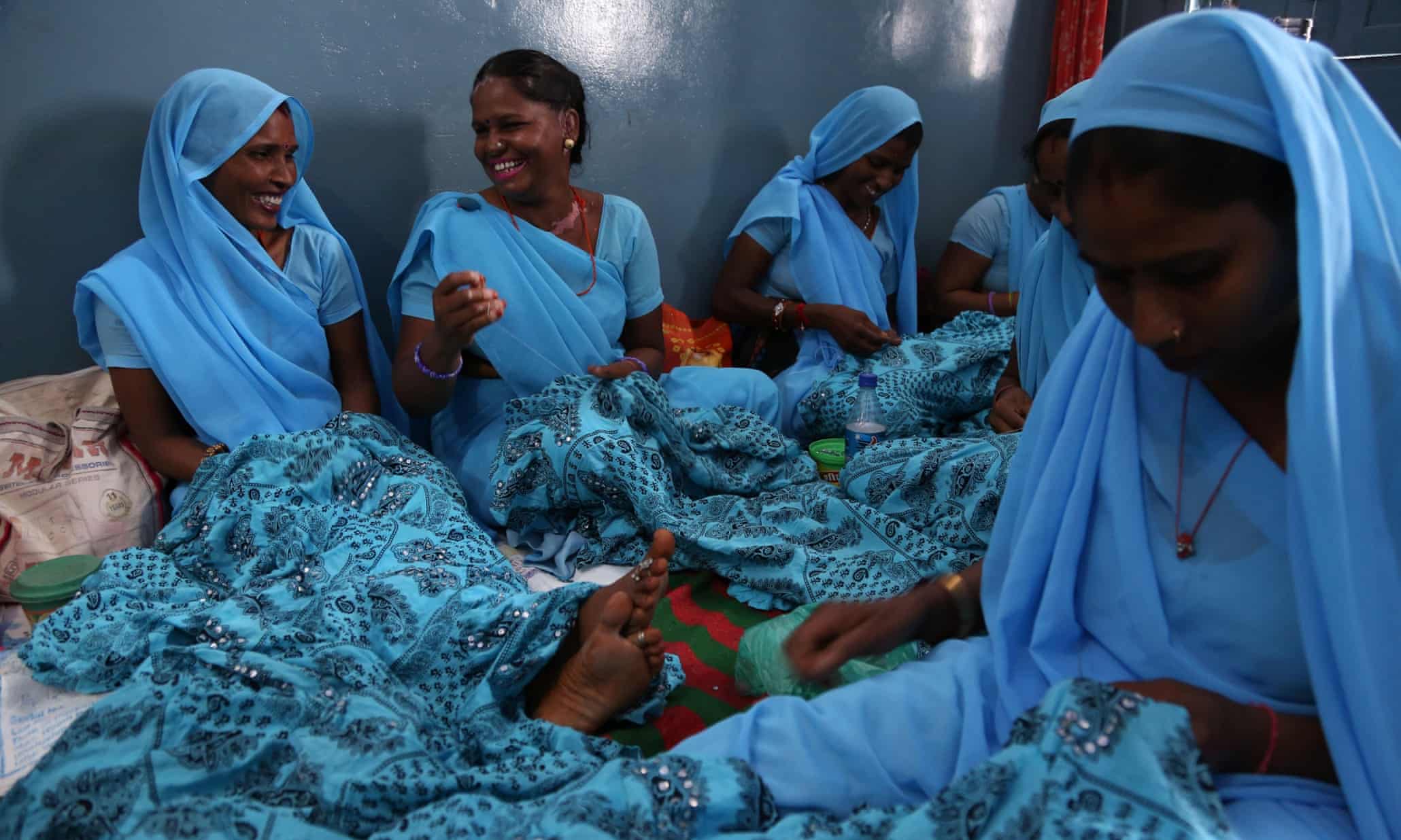 From Scavengers to Streamstress